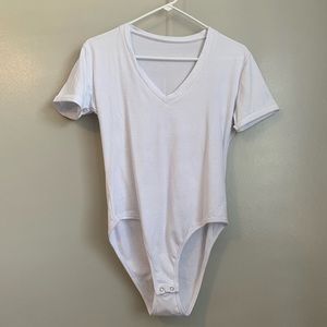 White T-shirt bodysuit